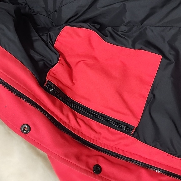 CANADA Goose 🇨🇦 - Picture 5 of 8